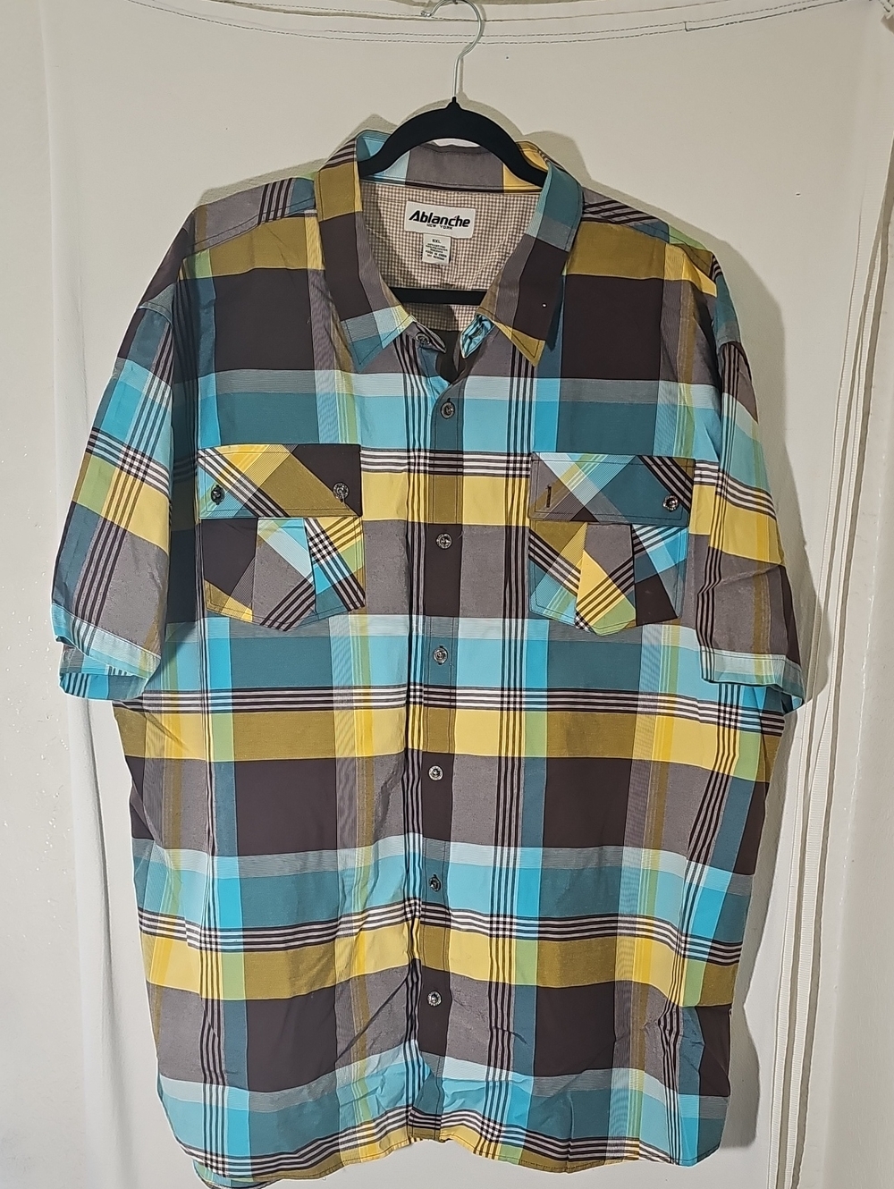 Ablanche Men’s Short Sleeve Plaid Button-Down Shirt in Teal & Yellow